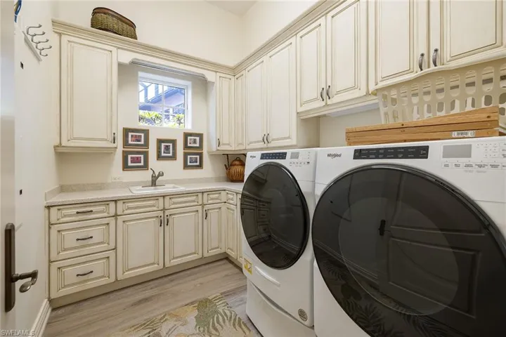 17260 Germano Ct, Naples, Florida 34110