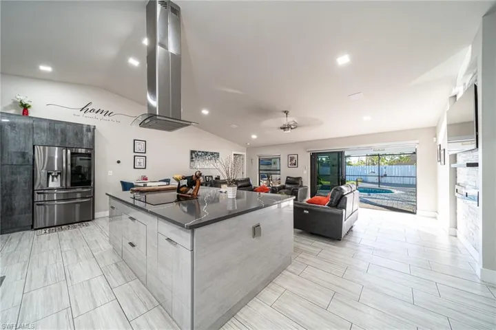 222 Ne 22nd Ave, Cape Coral, Florida 33909