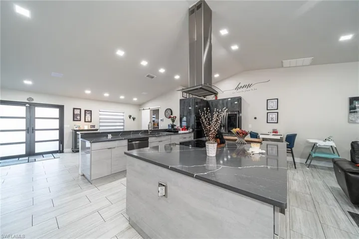 222 Ne 22nd Ave, Cape Coral, Florida 33909