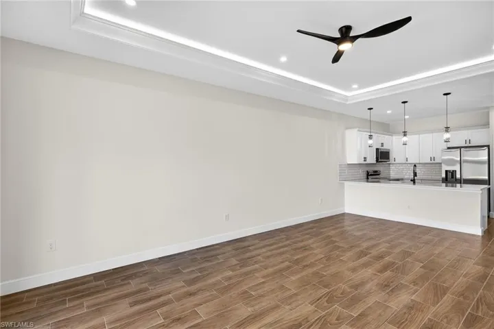 8-Dining Room 2 of 2