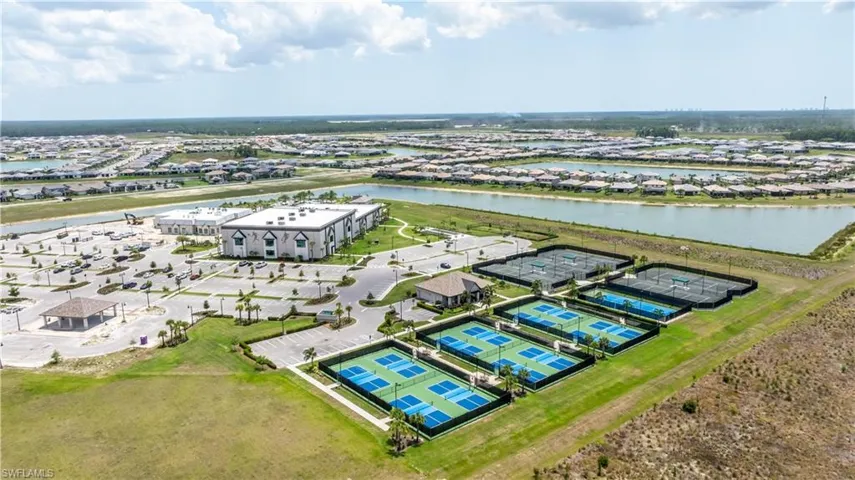 Aerial view featuring amenities
