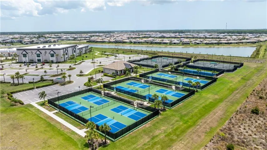 Aerial view with amenities