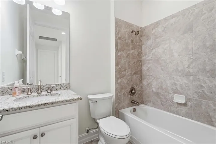 16329 Aberdeen Way, Naples, Florida 34110
