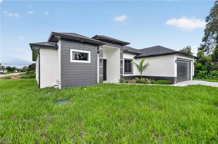 2701 28th St Sw, Lehigh Acres, Florida 33976