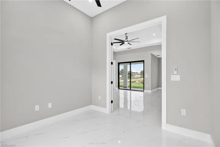 2701 28th St Sw, Lehigh Acres, Florida 33976
