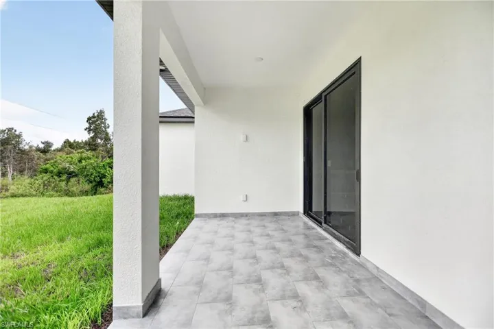 2701 28th St Sw, Lehigh Acres, Florida 33976