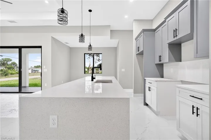 2701 28th St Sw, Lehigh Acres, Florida 33976