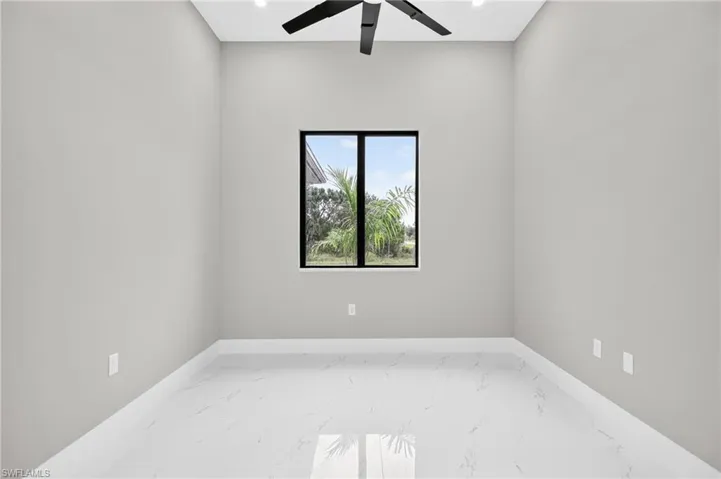 2701 28th St Sw, Lehigh Acres, Florida 33976