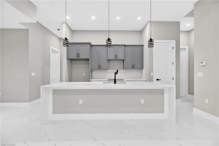 2701 28th St Sw, Lehigh Acres, Florida 33976