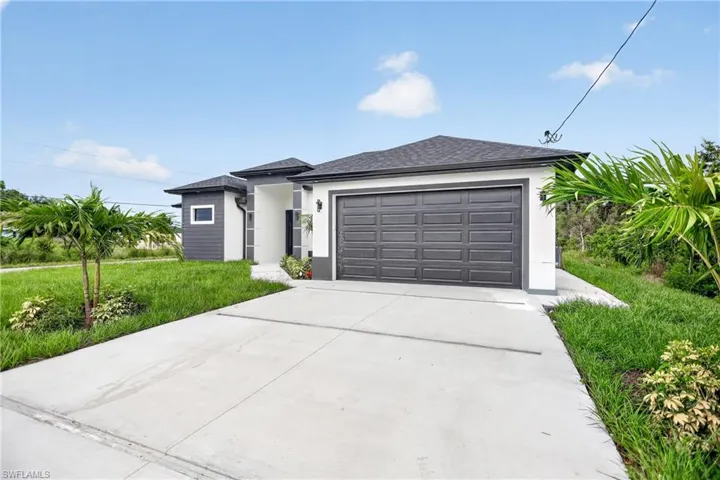 2701 28th St Sw, Lehigh Acres, Florida 33976