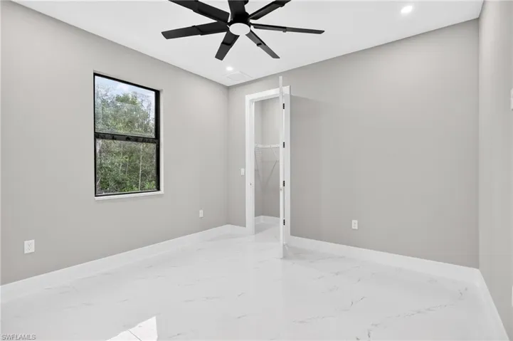 2701 28th St Sw, Lehigh Acres, Florida 33976