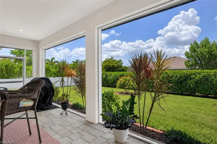 1605 Sw 43rd St, Cape Coral, Florida 33914