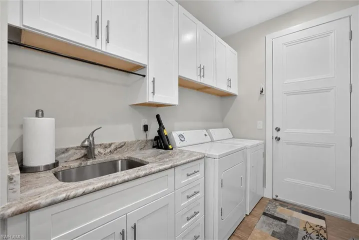 1605 Sw 43rd St, Cape Coral, Florida 33914