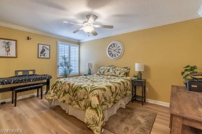 7103  Marconi  CT, Naples, FL 34114