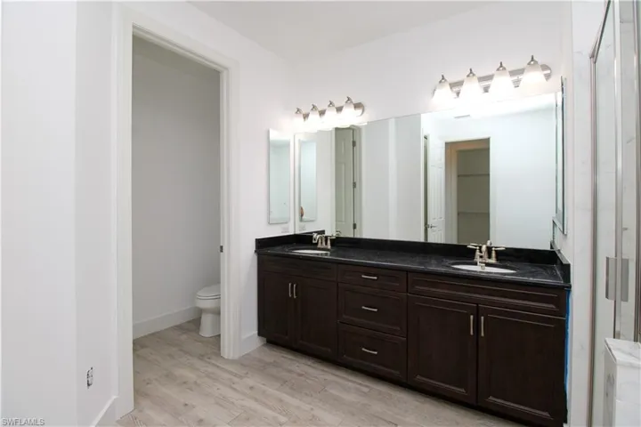 1371  Michigan  AVE, Naples, FL 34103