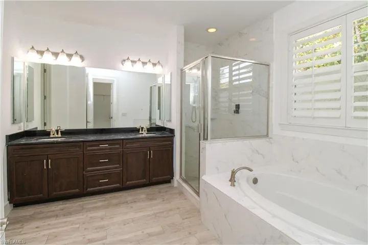 1371  Michigan  AVE, Naples, FL 34103