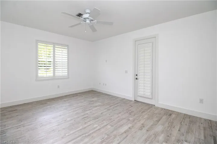 1371  Michigan  AVE, Naples, FL 34103
