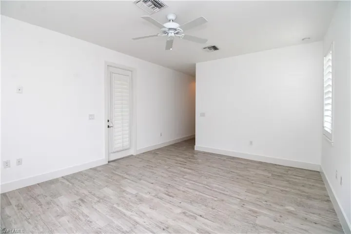 1371  Michigan  AVE, Naples, FL 34103