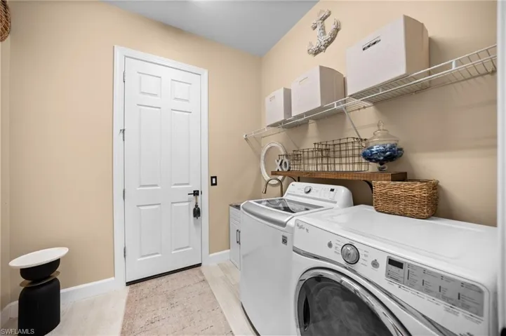 16213 Camden Lakes Cir, Naples, Florida 34110