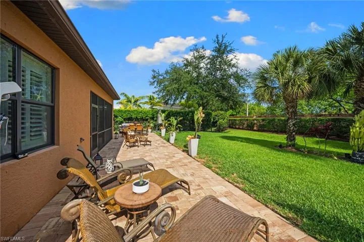 16213 Camden Lakes Cir, Naples, Florida 34110