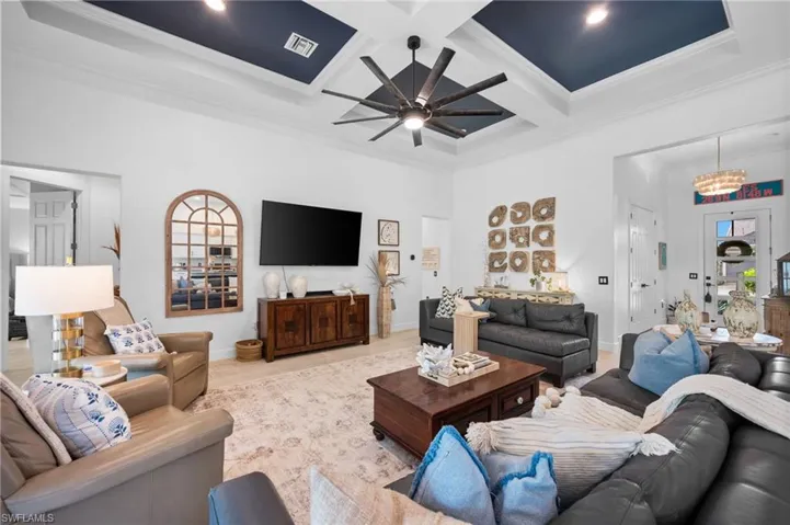 16213 Camden Lakes Cir, Naples, Florida 34110