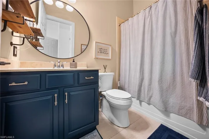 16213 Camden Lakes Cir, Naples, Florida 34110