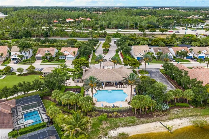 16213 Camden Lakes Cir, Naples, Florida 34110