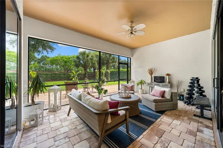 16213 Camden Lakes Cir, Naples, Florida 34110