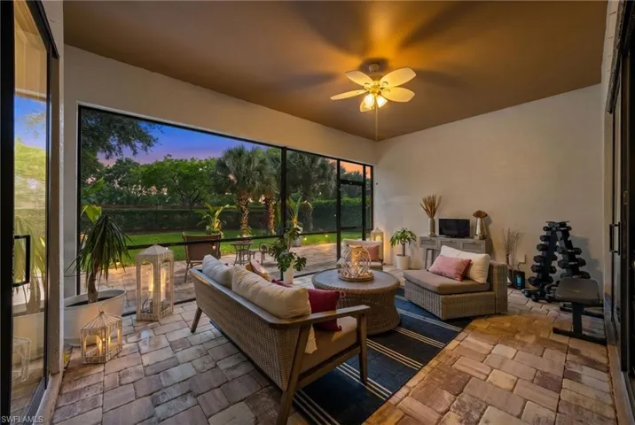 16213 Camden Lakes Cir, Naples, Florida 34110