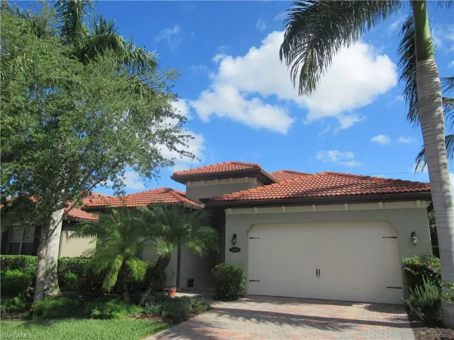 16391 Barclay Ct, Naples, Florida 34110