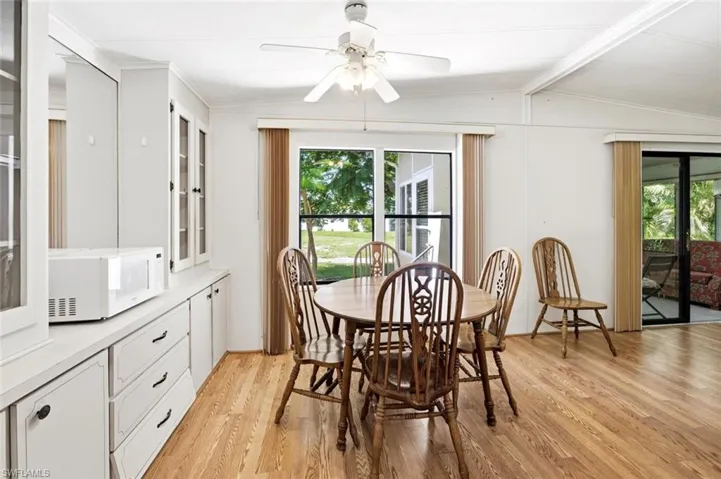 621 Charlemagne Blvd, Naples, Florida 34112