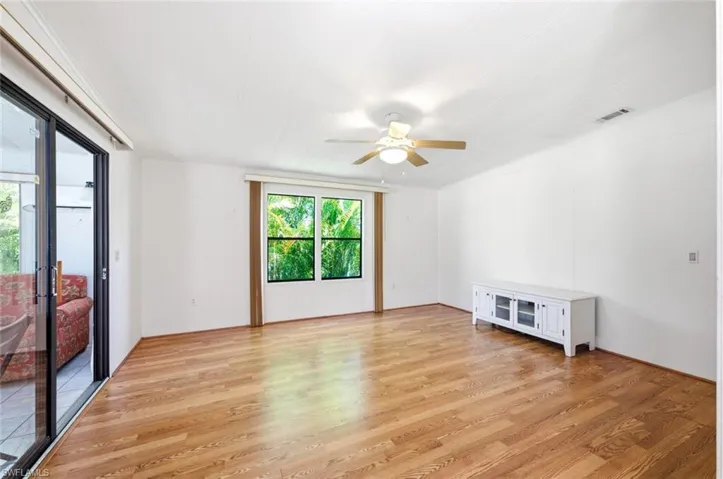 621 Charlemagne Blvd, Naples, Florida 34112