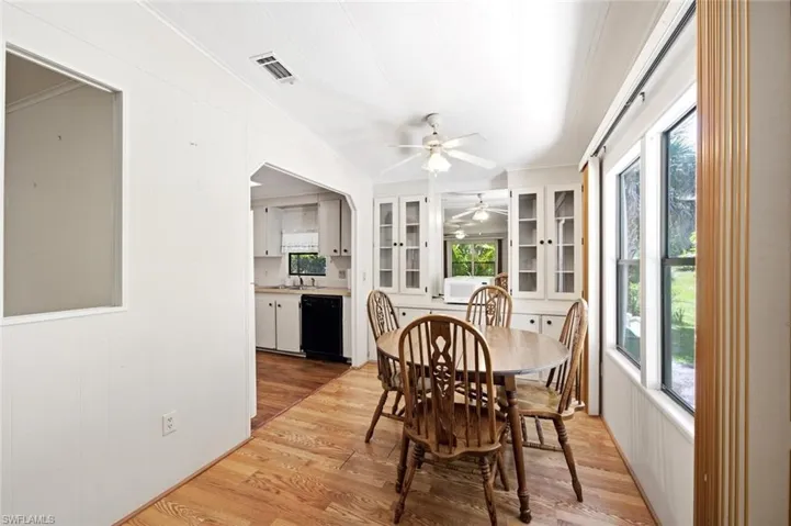 621 Charlemagne Blvd, Naples, Florida 34112