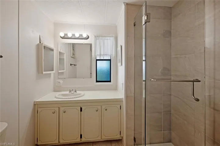 621 Charlemagne Blvd, Naples, Florida 34112