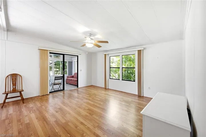 621 Charlemagne Blvd, Naples, Florida 34112
