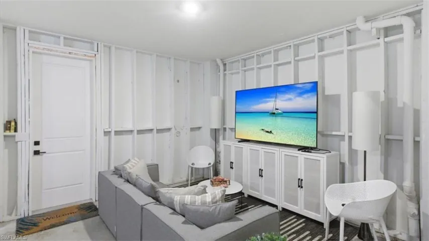 Garage / Game Room - Virtually Edited