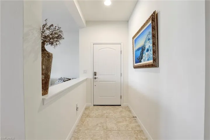 15145 Palmer Lake Cir 103, Naples, Florida 34109