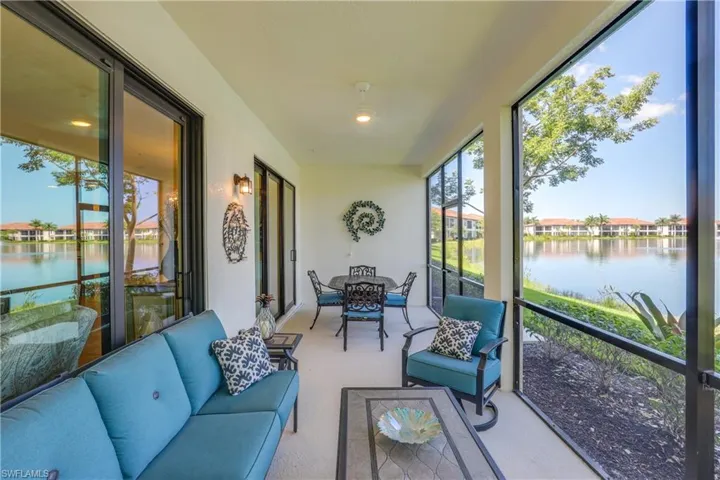 15145 Palmer Lake Cir 103, Naples, Florida 34109