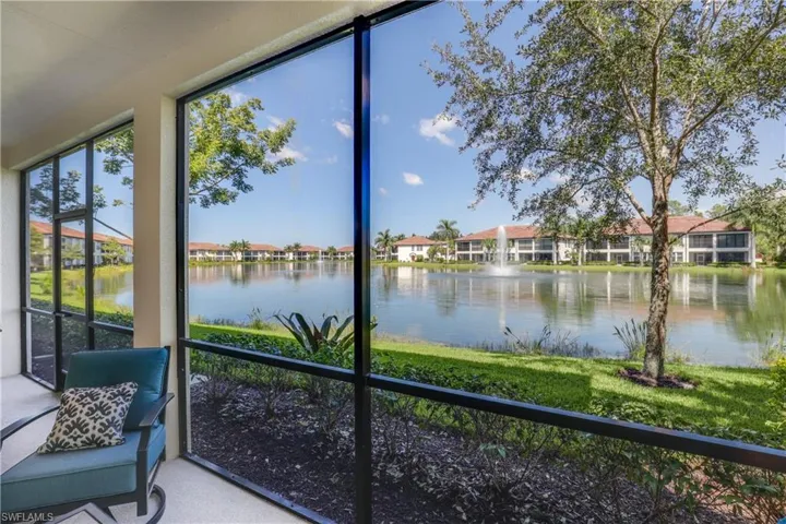 15145 Palmer Lake Cir 103, Naples, Florida 34109