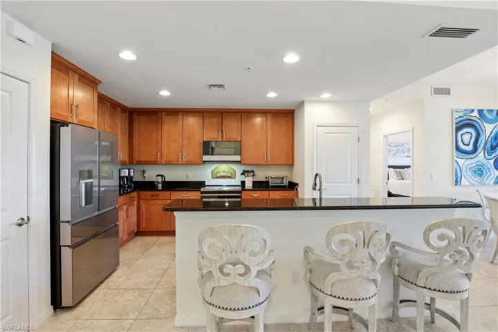 15145 Palmer Lake Cir 103, Naples, Florida 34109
