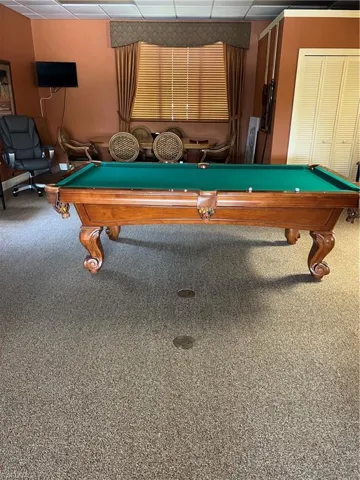 pool table