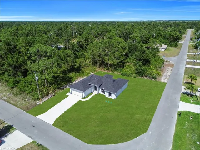 733  Dante S AVE, Lehigh Acres, FL 33974