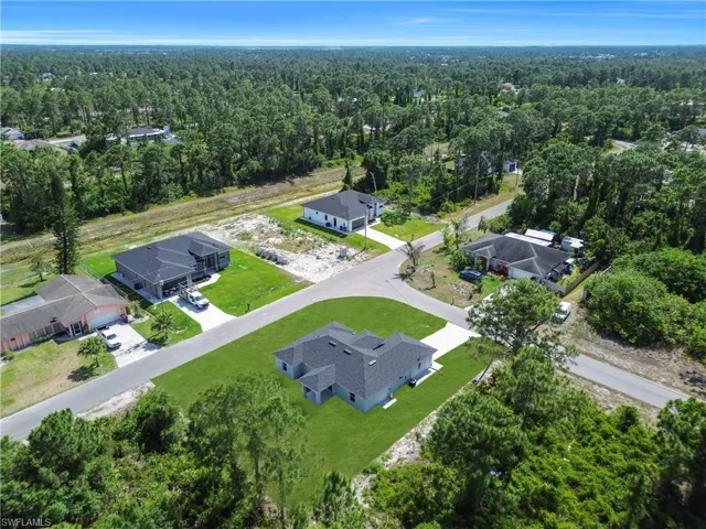 733  Dante S AVE, Lehigh Acres, FL 33974