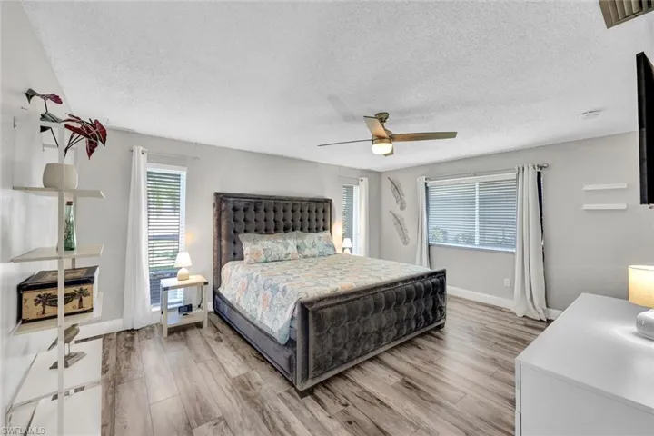 Spacious primary bedroom.