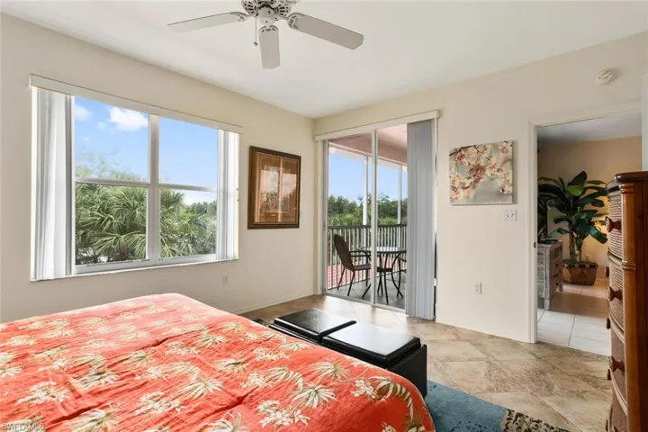 519 Roma Ct 306, Naples, Florida 34110