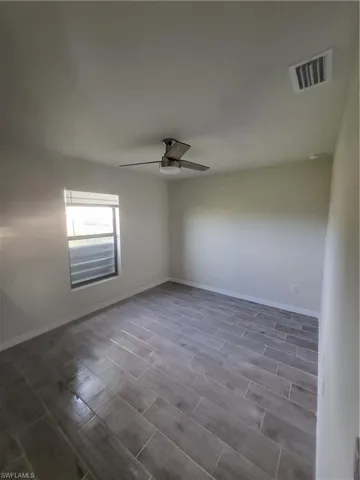 1714 Ne 10th Ln, Cape Coral, Florida 33909