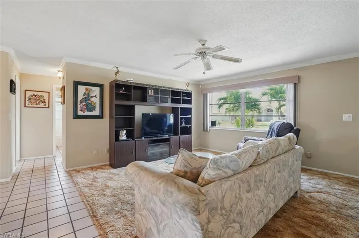 1303 SE 33rd  TER, Cape Coral, FL 33904