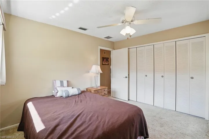 1303 SE 33rd  TER, Cape Coral, FL 33904