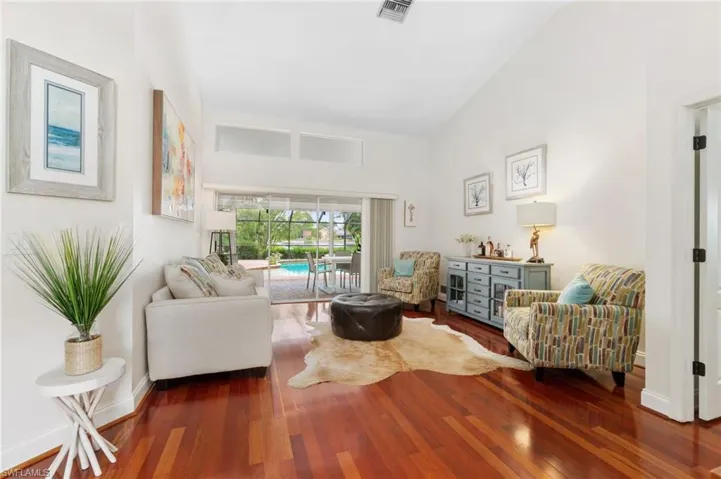 7021  Appleby  DR, Naples, FL 34104