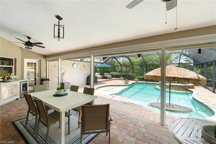 7021  Appleby  DR, Naples, FL 34104